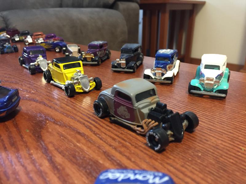 Illustration for article titled Enormous Die-Cast Collection - Box 39 - Found on Road Dead